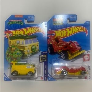 Hot wheels bundle of two “Party Wagon” & “Zombot”